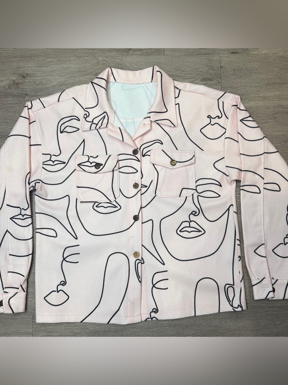Fanin mattise Pink Abstract Face Print Button-Up Shir XL